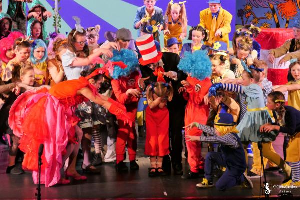 AAGG Seussical 1610013